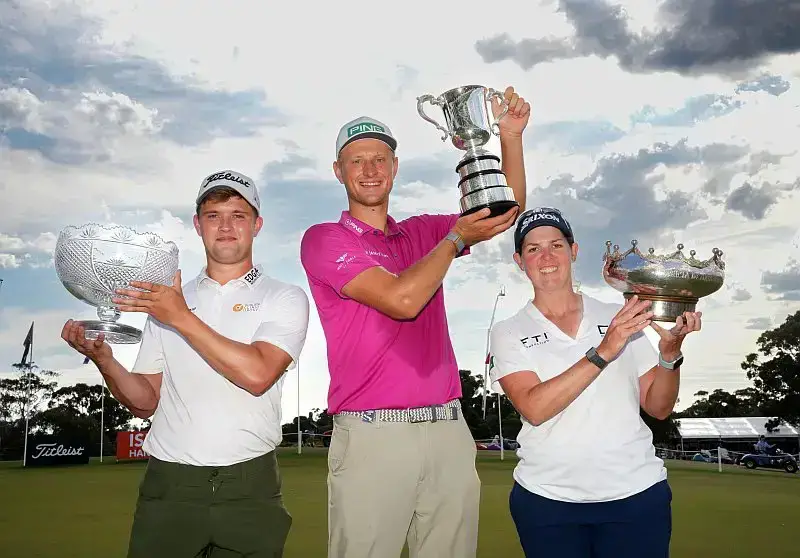 Tiga pemain internasional merebut kejayaan di ISPS HANDA Australian Open yang bersejarah